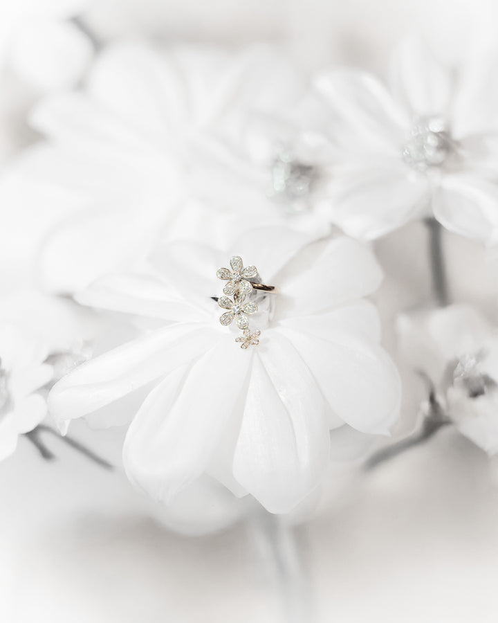 Summer Bloom Diamond Ring